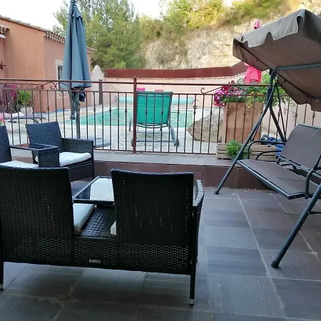 Villa Spacieuse Familiale Avec Piscine -8 Couchages *