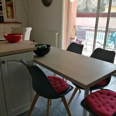 Spacieuse Familiale Avec Piscine -8 Couchages