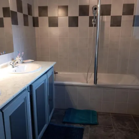 Spacieuse Familiale Avec Piscine -8 Couchages Villa *